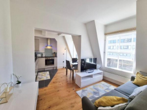 Lovely 1 Bed Apartment in Old Market Square